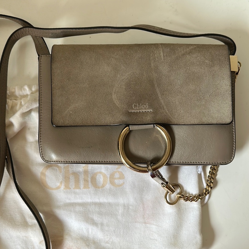 Chloe Faye Shoulder bag. Slightly used but in great condition. Dust bag included